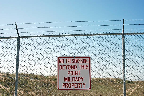 istock No Trespassing - Military Property 91263426