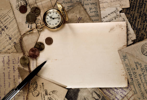 istock Vintage postcards and the watch 912637298