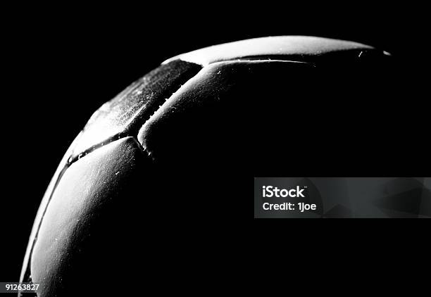 Foto de Esfera De Bola De Futebol e mais fotos de stock de Competição - Competição, Esporte, Fotografia - Imagem