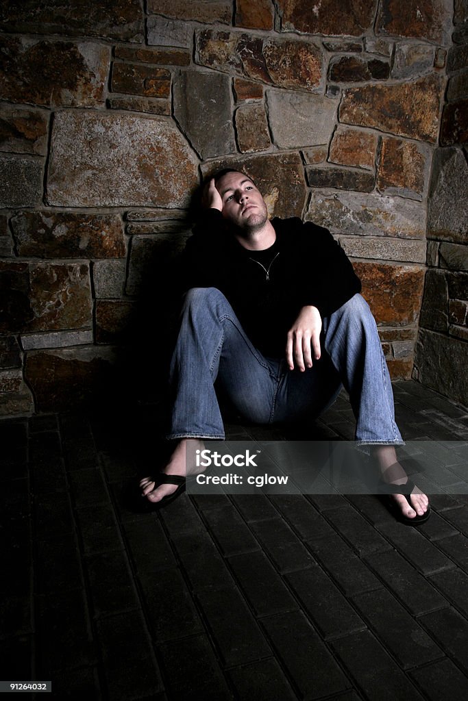 hombre deprimido - Foto de stock de Adulto libre de derechos