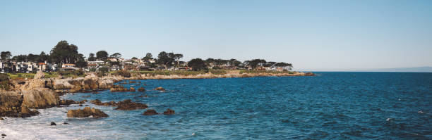 istock Scenic View Of Sea Against Clear Blue Sky 912655562