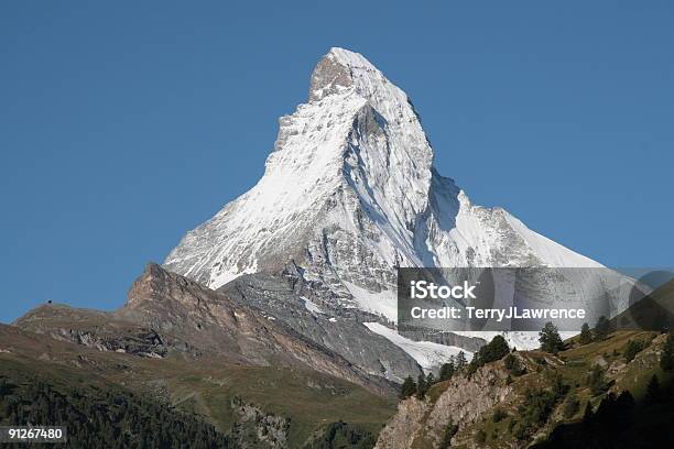 Foto de Matterhorn De Zermatt Valais Suíça e mais fotos de stock de Afiado - Afiado, Alpes europeus, Alpes suíços