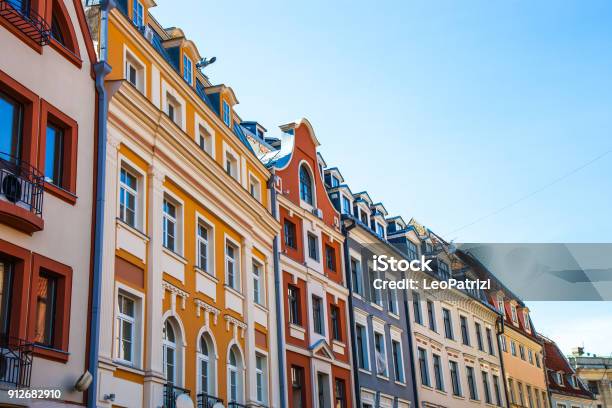 Foto de Casas Típicas No Centro Histórico De Riga e mais fotos de stock de Riga - Riga, Letônia, Arquitetura