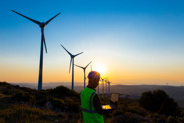 istock Engineers of wind turbine 912688450
