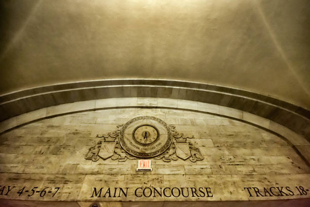 istock Grand Central Station New York 912700726