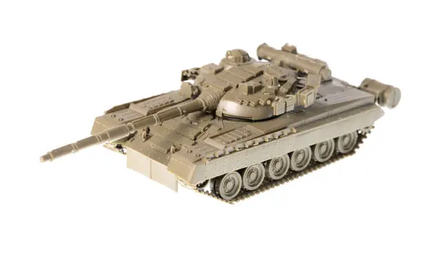 scale model of soviet T-80 tank