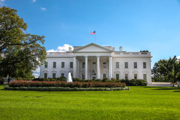 istock White House North Facade Lawn Washington, DC in 4k/UHD 912705310
