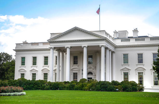 istock White House North Facade Lawn Washington, DC in 4k/UHD 912705358