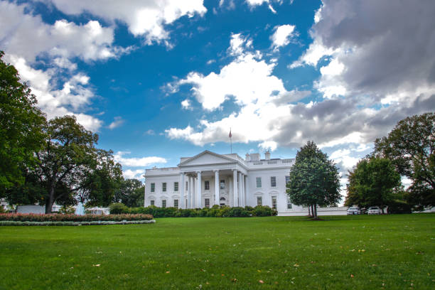 istock White House North Facade Lawn Washington, DC in 4k/UHD 912705372