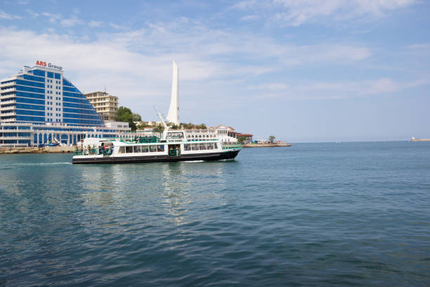 승객 보트 세바스토폴 베이에서 일 하 는입니다. 크리미아 - passenger ship nautical vessel passenger craft ferry 뉴스 사진 이미지