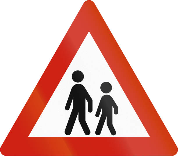 istock Norwegian road warning sign - Watch for children 912735192