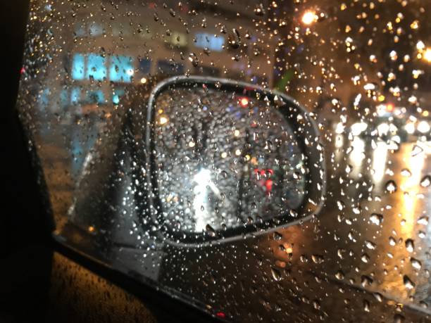 istock City in the rain 912752582