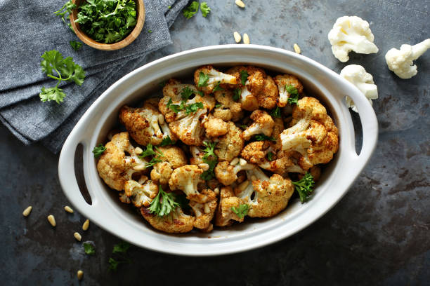 istock Roasted cauliflower with pine nuts and parsley 912760576