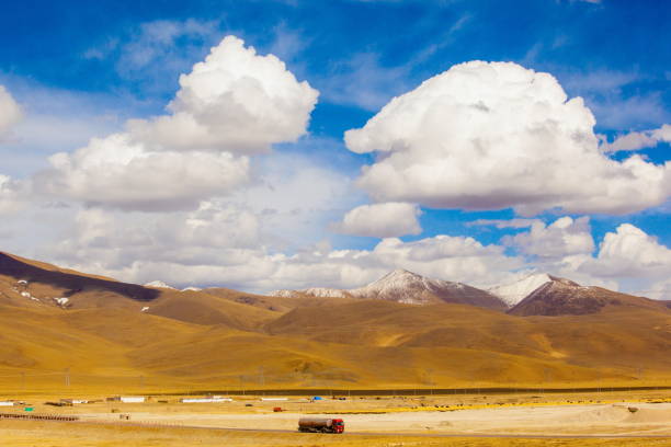 istock Qinghai - Tibet Plateau scenery 912786086