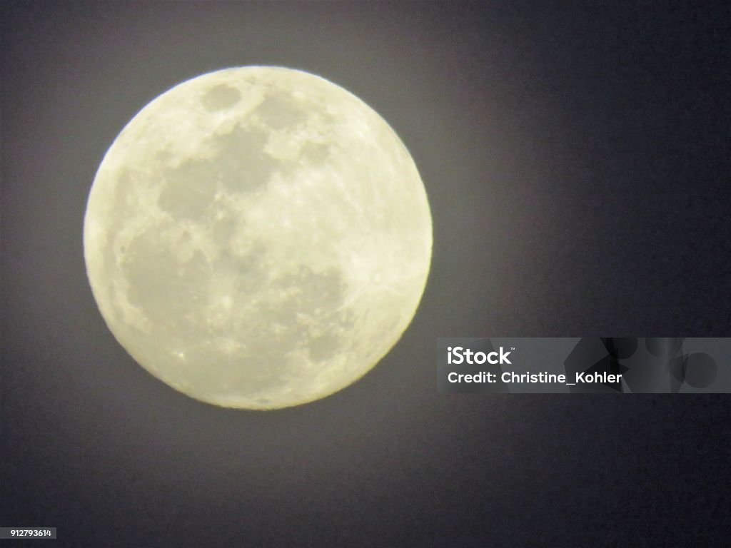 Blue moon, supermoon 1-30-2018 Texas USA Blue moon, supermoon 1-30-2018 taken in Texas (southern) USA Blue Stock Photo