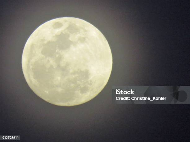 Blue Moon Supermoon 1302018 Texas Usa Stock Photo - Download Image Now - Blue, Horizontal, Lunar Eclipse