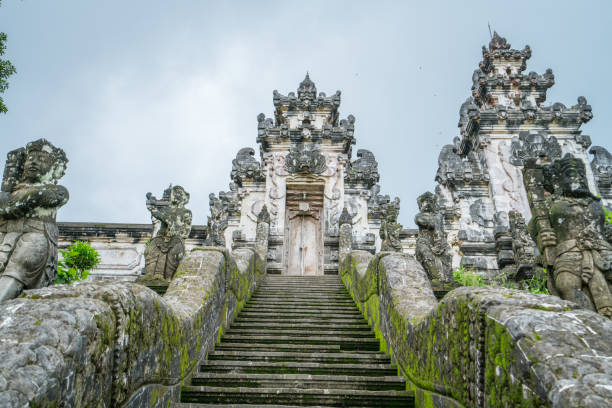 istock Lempuyang temple, Bali, Indonesia 912823112