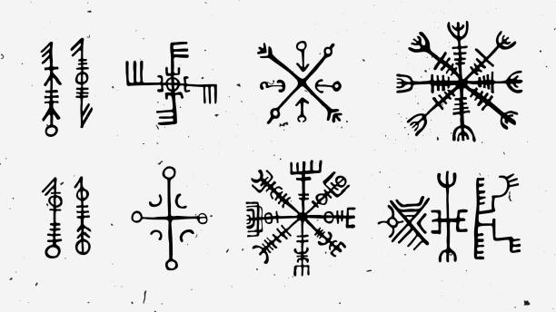 islandic futhark 북구와 바이킹 룬 설정합니다. 마법의 손 스크립트 부적으로 기호를 그립니다. 아이슬란드의 고 대 룬의 벡터 집합입니다. galdrastafir, 초기 북 마술의 신비 징후 민족 북유럽 바이킹 문신 디자인입니다. - paganism stock illustrations