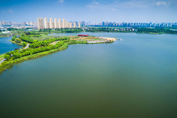 istock The green city park 912859954