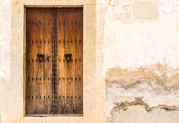 istock Ancient wooden door 912900060