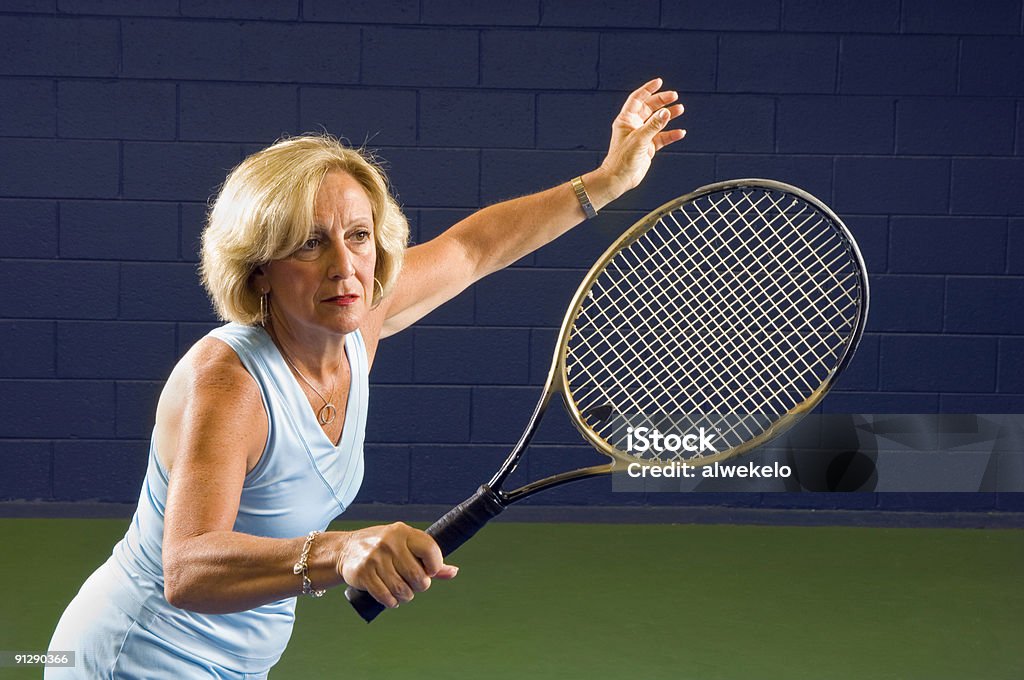 Senior salute e Fitness da Tennis, pallavolo - Foto stock royalty-free di Tennis