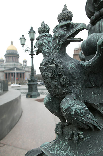 istock The monument to Nicholas I on St Isaac's Square 91290651