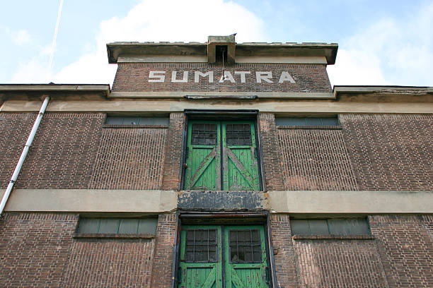 istock Old Sumatra warehouse facade Port of Rotterdam 91291318