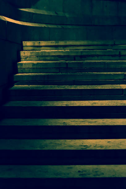 istock Stairs at night, London 912915556
