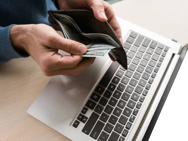 istock online shopping money internet order consumerism 912916010