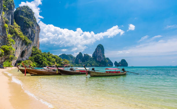 istock Long tail boat tropical beach, Krabi, Thailand 912919272