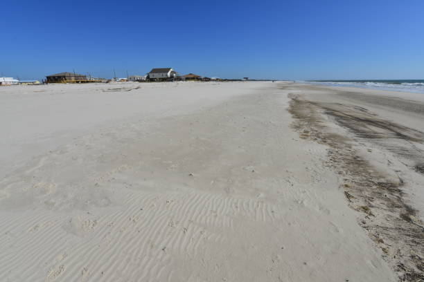 istock Beach at Dauphine Island in Alabama. 912924946