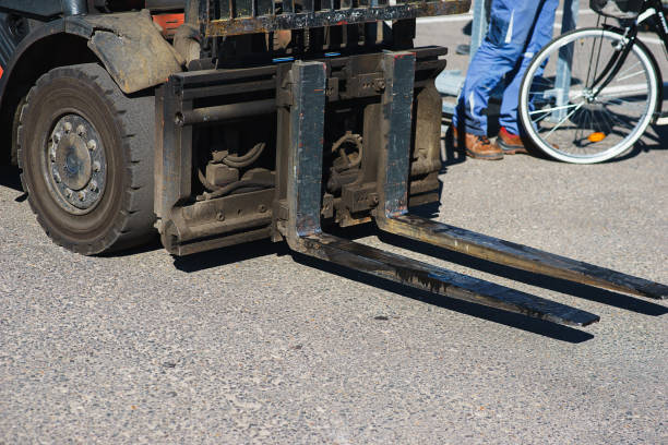 istock Modern electric forklift carries special metal structures for the construction and erection works 913001106