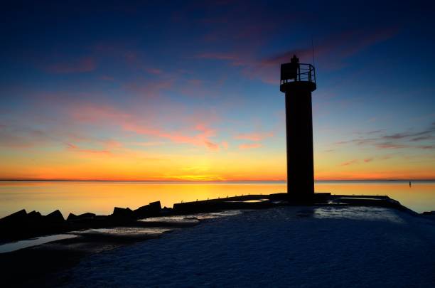 istock View of lighthouse. The Netherlands. 913009520