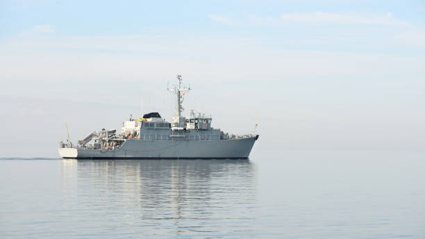 istock Warship on the sea 913017208
