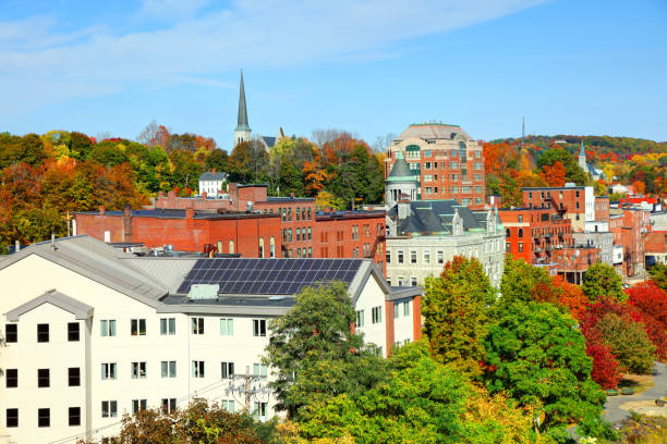 istock Autumn in Augusta, Maine 913018080