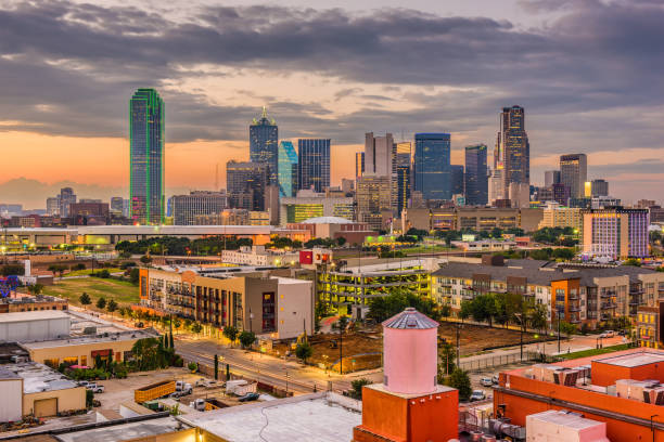 istock Dallas, Texas, USA Skyline 913035258