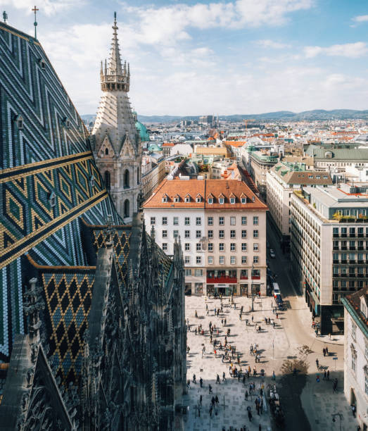 aerial view of city center vienna, austria - stephansplatz imagens e fotografias de stock