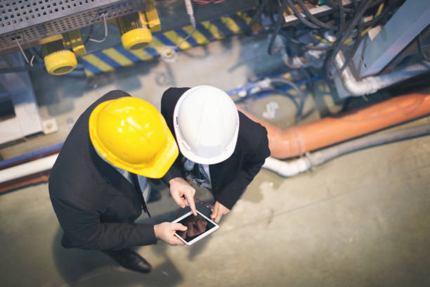 istock Quality inspectors at the factory 913093744
