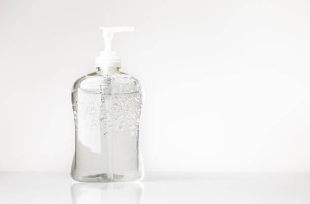 istock dont forget to wash your hands 913101376