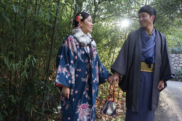 istock Kimono wedding photo 913113978