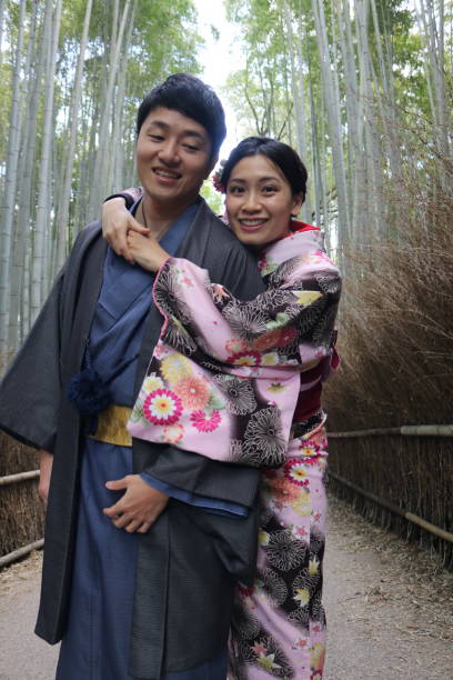 istock Kimono wedding photo 913114052