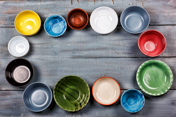 istock Crockery, plates, bowls, concept, cooking food, Multicolored, em 913129006