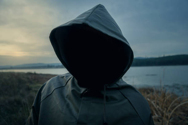 istock Dark Human Face in Lake 913186300