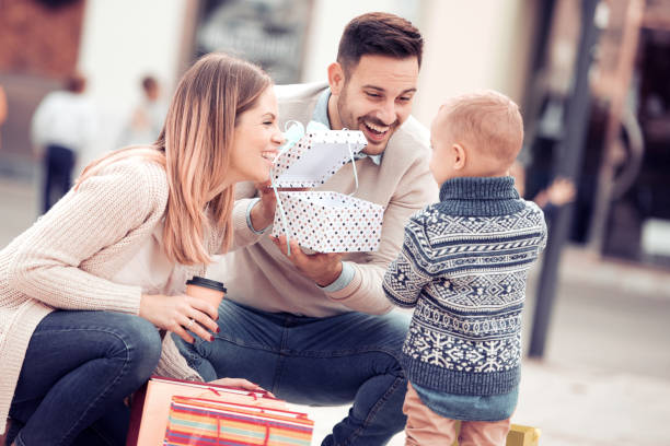 istock Happy moments together 913196526