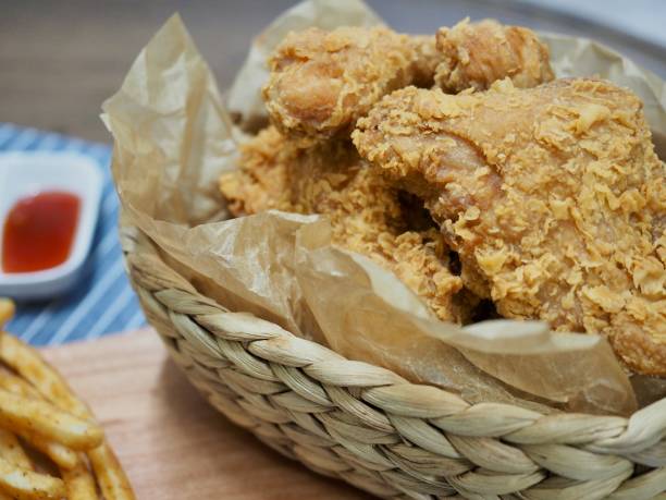 istock American food Fried chicken 913223548