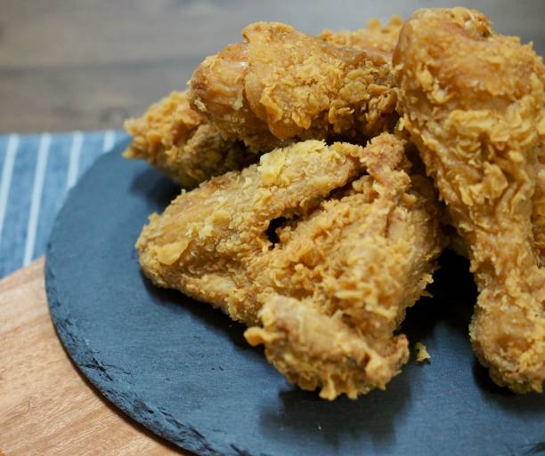 istock American food Fried chicken 913223600
