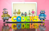 das-wort-programmierer-mit-holzbuchstaben.jpg?b=1&s=170x170&k=20&c=_WExYDhWNSPNvctOqGjNBgL8gkdAR7QT3RIGcjtNW-s=