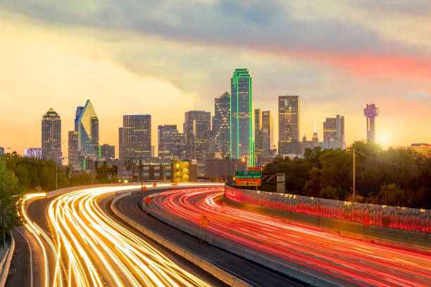 istock Dallas downtown skyline at twilight, Texas 913241984
