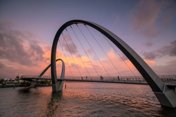 istock Modern design Arched bridges at Elizabeth Quay marina in Perth 913242082