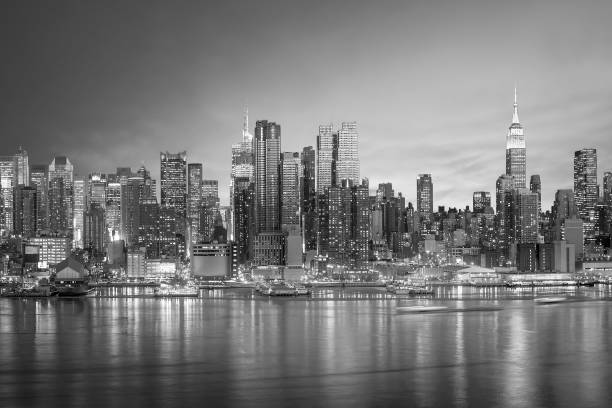 istock New York City skyline 913243968